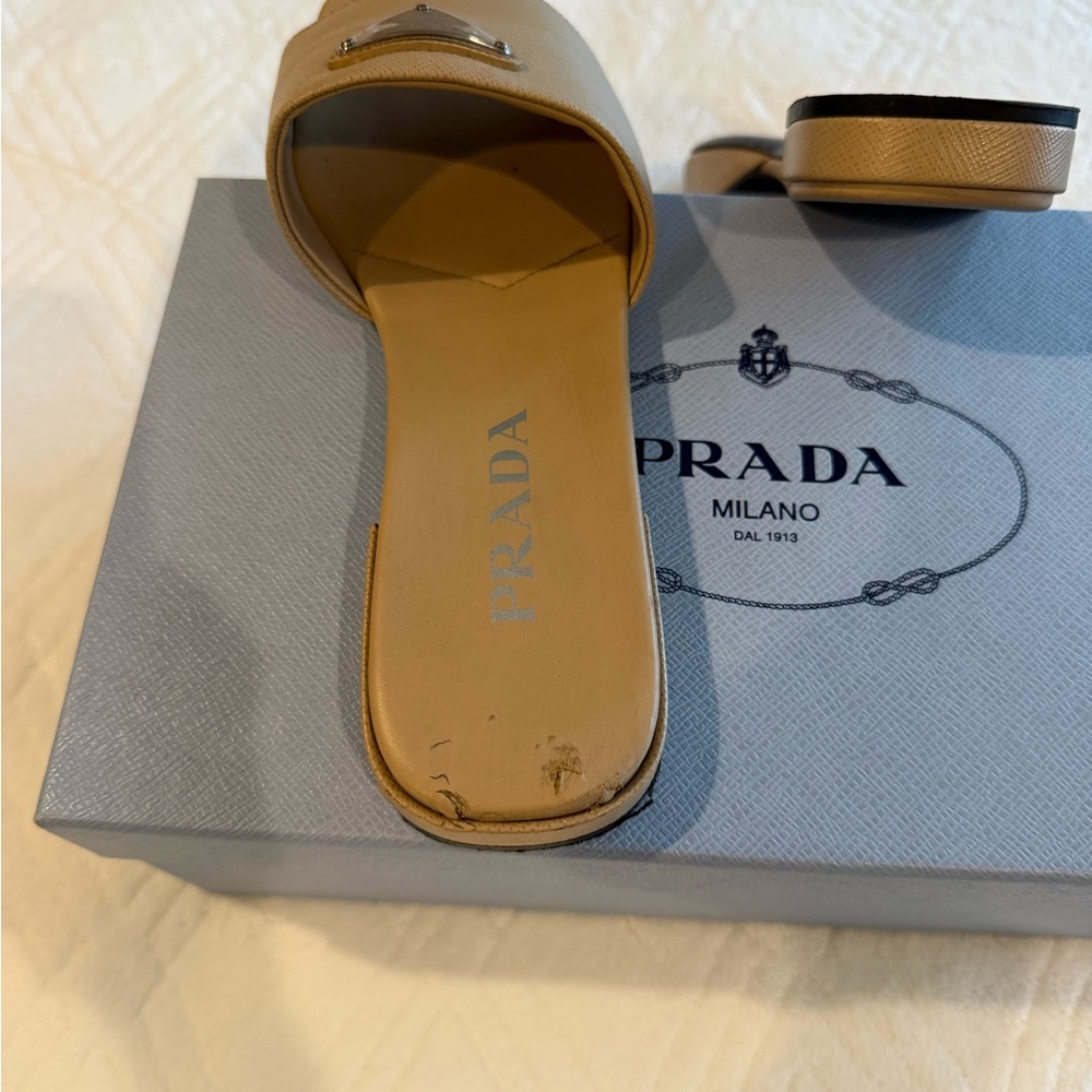Prada slides size 7.5 - Picture 5 of 9